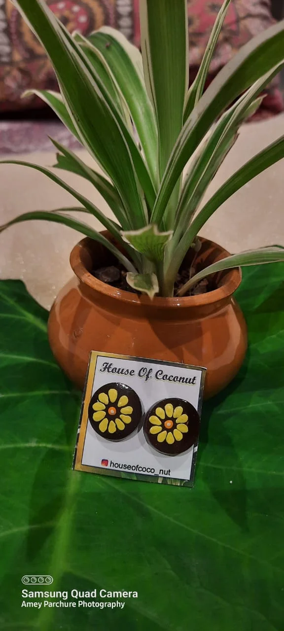 Sunpetal Stud Earrings – 1 of 1