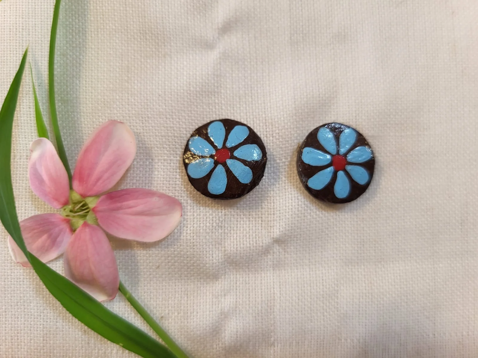 Sky Blue Daisy Stud Earrings – 1 of 1
