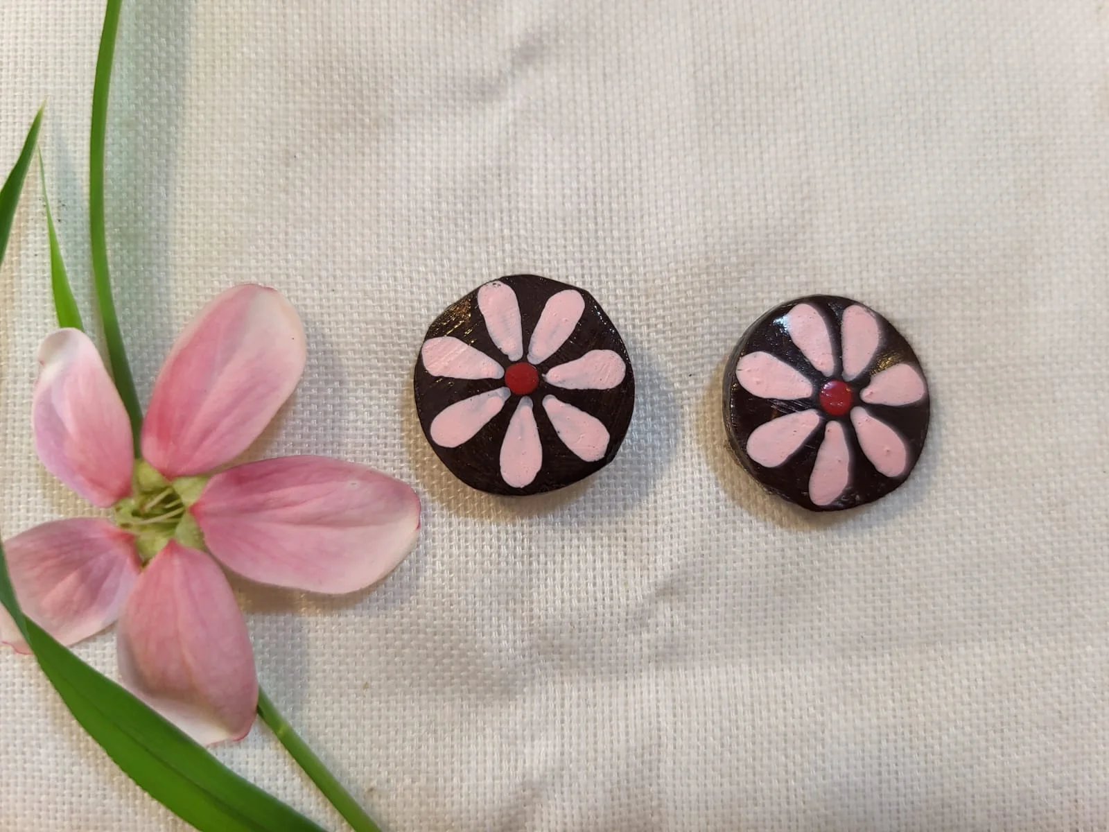 Rose Petal Stud Earrings – 1 of 1